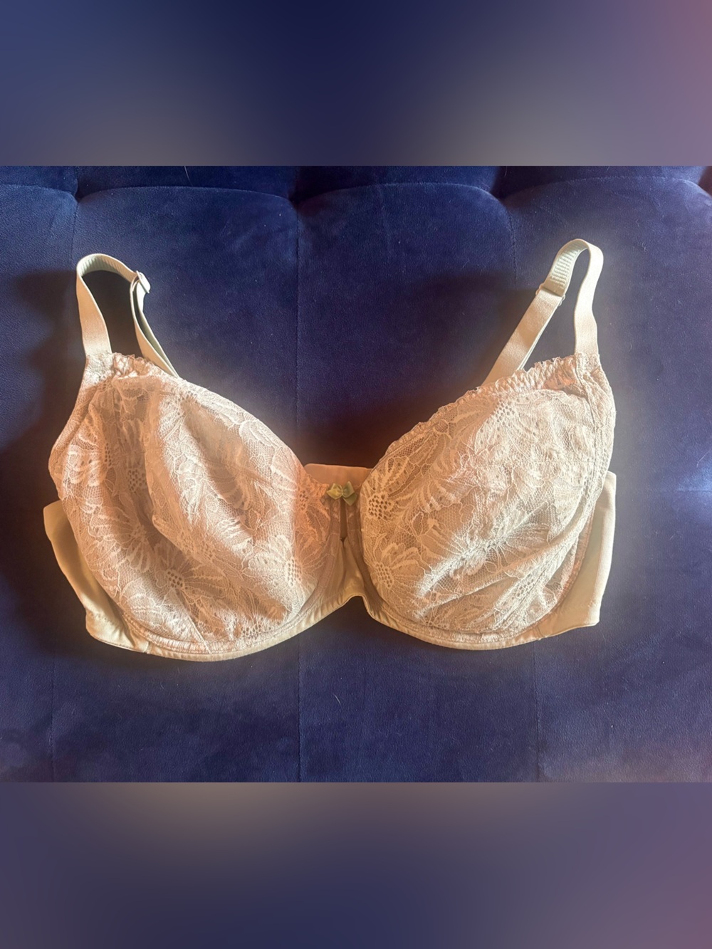 Lace Underwire Bra in Light Beige — Elegant Everyday Support
